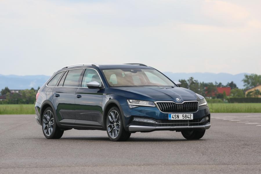  Skoda Superb Scout 2019 года  (WW) (фото 38 из 72)